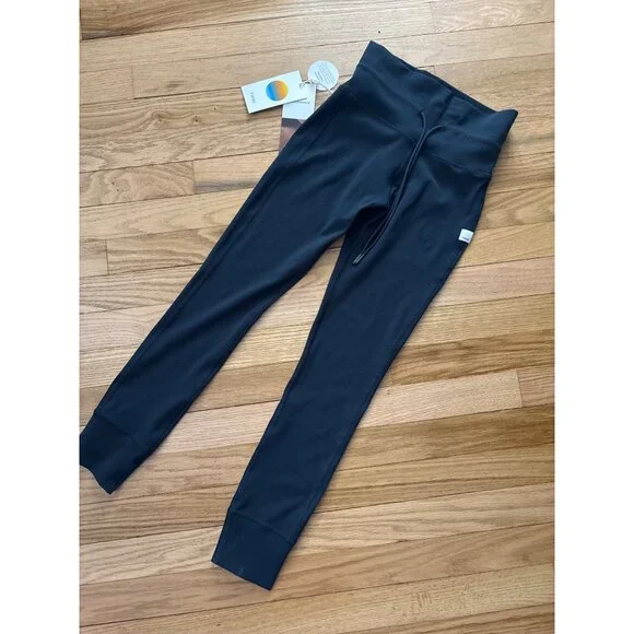 Vuori Womens Daily Legging Ink Color, new with tags, XS High-Waist Breathable - Picture 2 of 9
